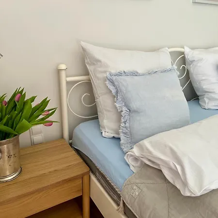 H2o Parter Domu Z Wlasnym Ogrodkiem Поберово