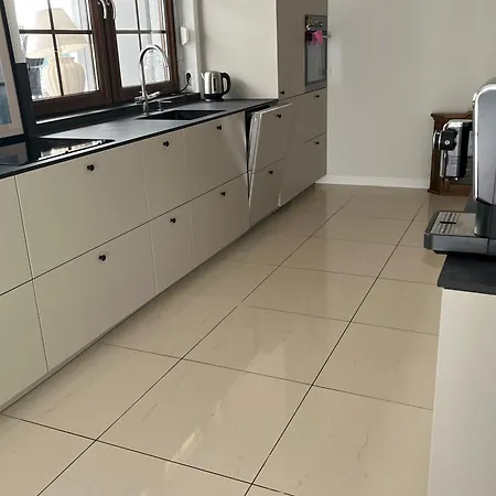 H2o Parter Domu Z Wlasnym Ogrodkiem Дом отдыха *