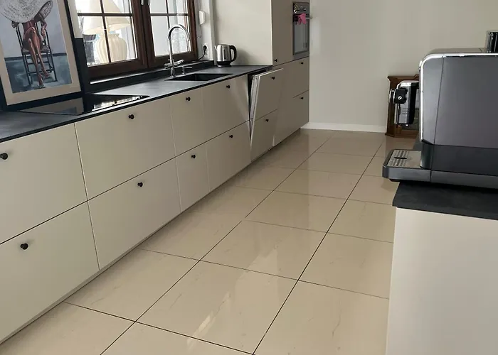 H2o Parter Domu Z Wlasnym Ogrodkiem 別荘 *