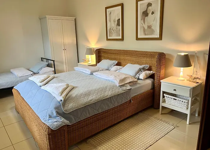 H2o Parter Domu Z Wlasnym Ogrodkiem * ポビエロボ